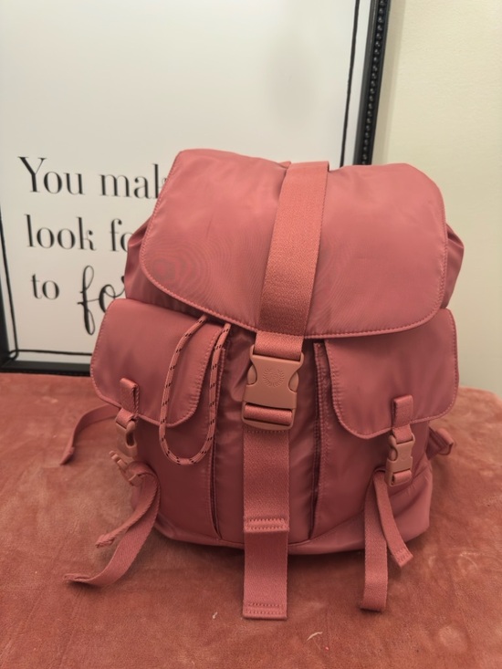 Victoria\'s Secret Rose Pink Nylon Drawstring Backpack main image 4